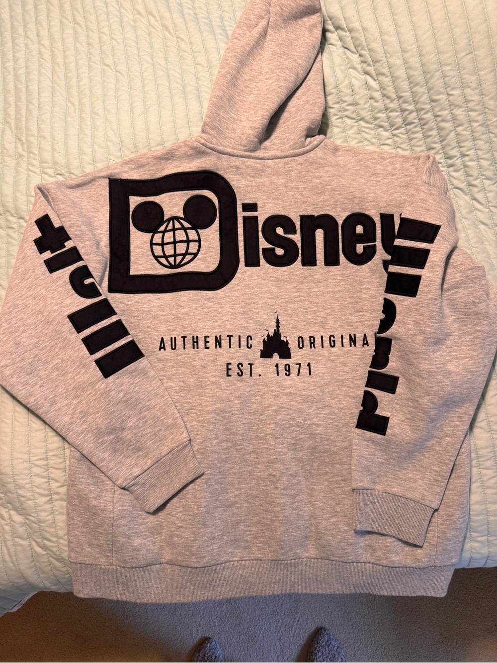 Disney Men's Light Gray Crewneck Sweatshirt with Black Logo.    NWOT